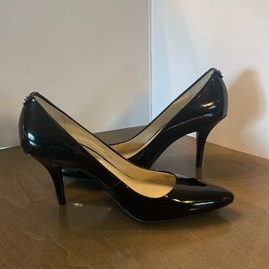 Micheal Kohrs Black Patent Heels